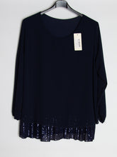 Chiffon bluse m. Paillet bund - Brystmål 130 cm. - Ingen returret - ITNOV24